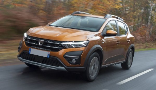 1. Peugeot 208 - 52,031 (-14.9%)
2. Dacia Sandero - 51,496 (16.4%)
3. Citroen C3 - 39,195 (-20.0%)
4. Opel Corsa - 38,637 (-28.6%)
5. Renault Clio - 38,437 (-24.1%)
6. Toyota Yaris - 37,811 (-33.8%)
7. VW Polo - 26,625 (-26.2%)
8. Skoda Fabia - 20,140 (-11.2%)
9. Ford Fiesta - 16,157 (-55.1%)
10. Hyundai i20 - 13,408 (-8.4%)
ОБЩО - 407,366 (-19.9%)