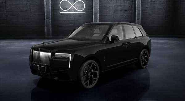 Rolls-Royce е марката с най-голям дял на поръчковите изпълнения - на практика нито един автомобил не напуска фабриката в Гудууд без някаква степен на индивидуализация от страна на клиента. Затова и цените тук са съвсем условни - 388,000 евро е стартовата цена за Black Badge версията на Cullinan, но средната продажна цена е по-скоро към 500,000 евро. В България за миналата година са регистрирани 7 обикновени Cullinan, и 9 Black Badge. 
