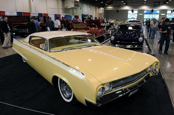 Кадри от тазгодишното американско автоизложение "Grand National Roadster Show"