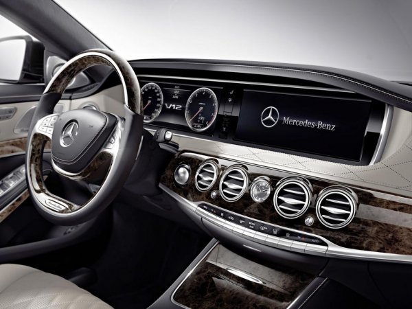 Mercedes S600 