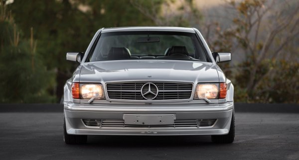 Няма смисъл да се изброяват всички достойнства на тези мощни автомобили, но е добре все пак да се посочат някои от тях. Тези коли комбинират изящен външен вид с огромно количество тяха и предлагат едно от най-забележителните изживявани зад волана. През тази година се очаква търсенето на по-ранните модели да скочи значително - 6,0-литровият AMG Hammer, базиран на W124, например, вече струва 750 000 долара.