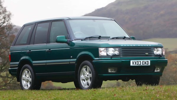 След 24 години ветеранът Range Rover най-после получанва наследник през 1994 г. Неговата разработка стартира още през 1988 г., като първоначално проектът се нарича  Pegasus а по-късно Project 38A (името на сградата, в която са работили участниците в проекта).

Офроудърът е представен пред публика на 29 септември 1994 г. Това е първият нов модел, показан от Rover Group след поглъщането му от BMW. През юни 1998 г. е извършен малък фейслифт. Всъдеходът е е на рама с лонжерон и напречна греда, плюс две твърди оси. Всички версии имат електронно контролирано пневматично окачване, което позволяваше просветът да се адаптира към съответните условия на терена.
