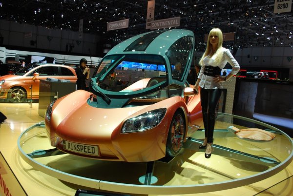 Женева 2009 / Rinspeed iChange 