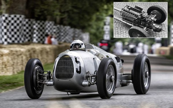 Всички от плашещо бързите болиди за Гран при и рекорди, построени от Mercedes и Auto Union от 1934 до 1939 година имат страхотни двигатели, но Auto Union V16 е бил може би най-славният от тях. Създаден от Порше, той не бил много високооборотен (нямало версия, развиваща над 6000 об/мин), но произвеждал чутовен въртящ момент и доставял кореспондираща огромна мощност.

Най-екстремната версия, създадена специално за подобряване на рекорди, била с обем 6,3 литра и мощност от над 550 конски сили.