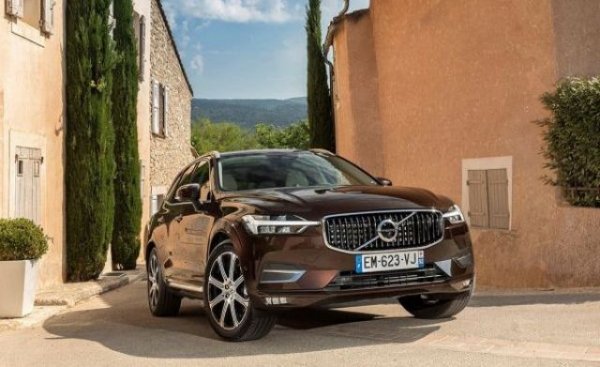 Друг от големите печеливши в последните години е шведската марка на Geely. От началото на годината тя отчита 26% ръст, пазарният й дял е 2.6%, или с почти процент по-висок от онзи през 2018.
