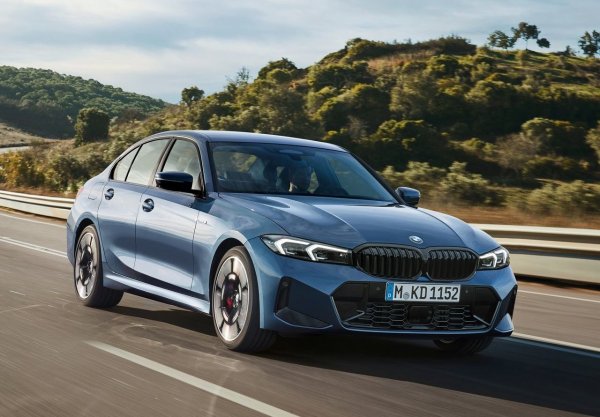 Не е тайна, че BMW 3-Series е един от най-добре управляващите седан автомобили от самото начало, но настоящото поколение автомобил е по-добър от всякога. Сега в седмото си поколение, баварският седан все още е истински автомобил за шофьорите. Той предлага отлична комбинация от производителност, динамика на шофиране, ниски експлоатационни разходи, бордови технологии и подобрена прецизност, което допринася за високата му емблема.