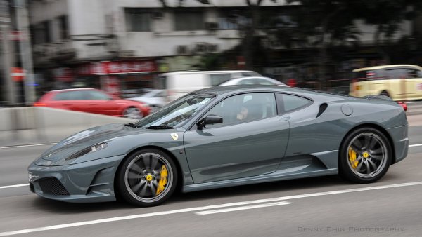 Страстта на Бекъм към Ferrari не е секвала оттогава - малко след това той сам си купи 360 Spider (с регистрационен номер &ldquo;D7 DVB&rdquo;), още едно 575 Maranello, 612 Scaglietti и F430 Scuderia. 
