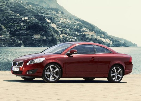 Volvo C70 2010
