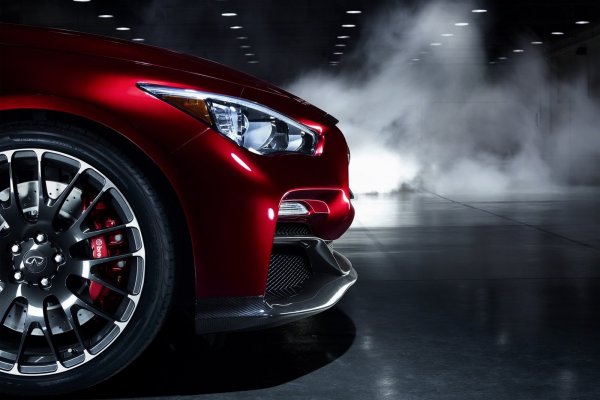Infiniti Q50 Eau Rouge concept