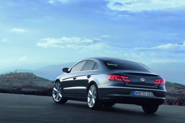 Volkswagen Passat СС 2012