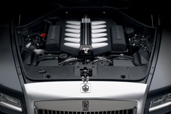 Rolls-Royce Ghost 2010
