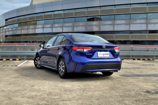 Дни в салона преди продажба - 80.2

Средна цена за САЩ - 24 149 долара
