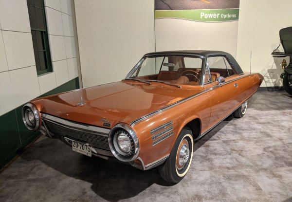 Chrysler Turbine Car е концептуален автомобил, произведен от 1963 до 1964 г. Всички оцветени в бронз, проектирани и произведени от Ghia автомобили, са задвижвани от двигател с газова турбина, който може да работи с дизелово гориво, безловен бензин, керосин или дори текила. При пълен наклон на двигателя изпомпва 130 к.с.

От 55 произведени 50 бяха дадени  за тестване. Много от потребителите обаче бяха объркани от сложната процедура за стартиране и не бяха впечатлени от бавното ускорение, огромния разход на гориво и шума. 

Chrysler стигна до заключението, че няма много бъдеще в технологията и изтегли колите, като изхвърли повечето от тях. Девет все още са останали, като два от тях все още са собственост на компанията, а повечето от останалите са в музеи, включително един в The Henry Ford в Диърборн.