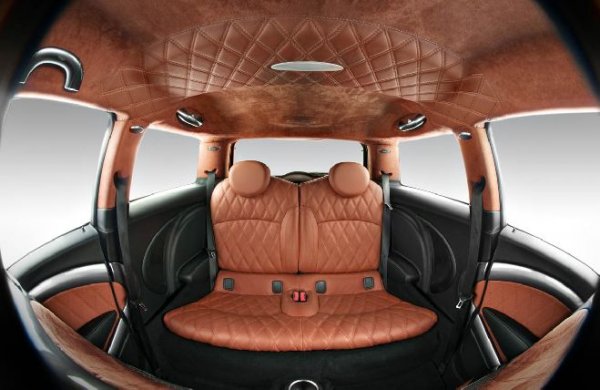 Mini Cooper The Italian Job - доработка на Mini Cooper S от българското студио Vilner