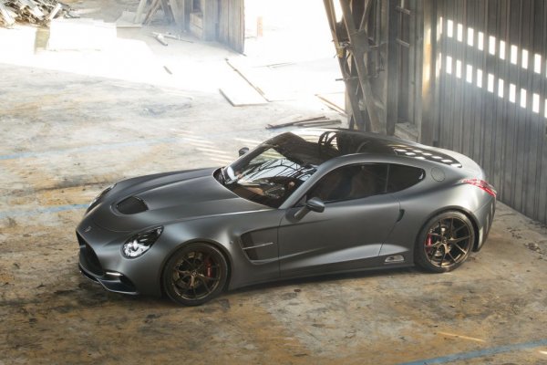 Berlinetta е мек хибрид с мощност почти 1000 конски сили