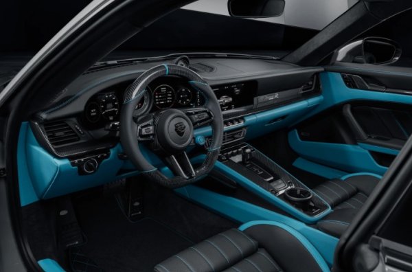 Интериорът все още не е завършен, но ателието показа своето предложение към клиентите, които имат интерес към проекта.