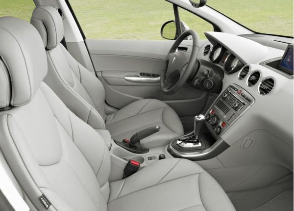 Peugeot 308 SW - 2009