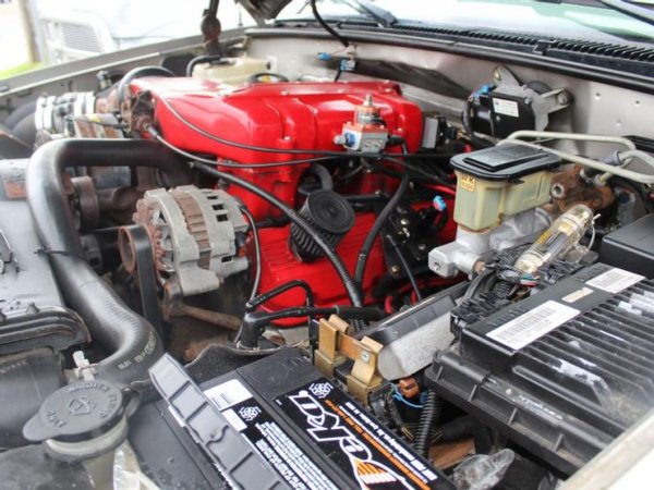 Твърди си, че всъдеходът е направен по поръчка на клиент от Саудитска Арабия като е трябвало едновременно да бъде брониран, но и да е много бърз. Затова от GM се обръщат към фирмата Lingenfelter, която подготвя колата. Под капака е поставен 9,9-литров Mercury Marine V8, който е проектиран за моторни лодки и развива чудовищните 550 к.с. Построени са само 5 бройки от двата модела GMC и Chevy Suburbans.