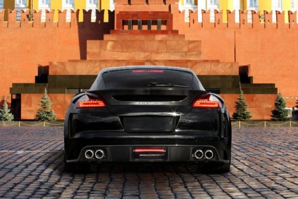 Крокодилска кожа и истинско злато - Porsche Panamera Turbo S от TopCar