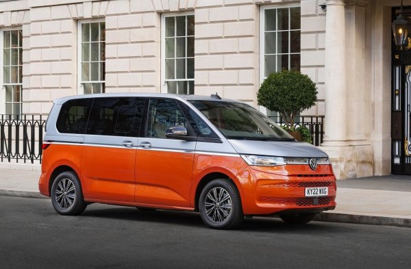 Най-добрият голям семеен автомобил втора ръка

Макар да не е евтин, VW Multivan е брилянтен избор за тези с голямо семейство. Това е всичко, което очаквате от VW, включително здрав дизелов двигател (ако искате това) и изключително качество на изработката, като това се отнася и за интериора, който е страхотен.
