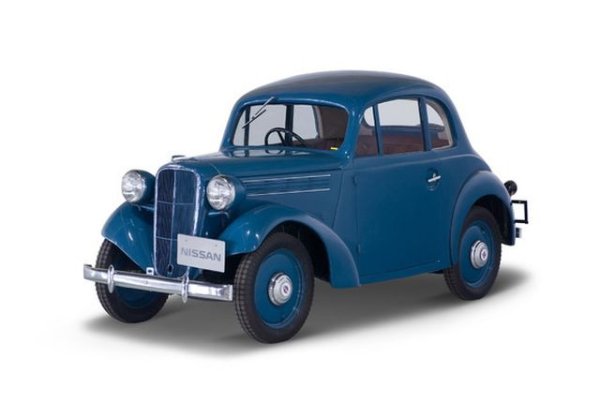 Двигателят на Datsun е вариант на британския, но има работен обем от 0,5 литра (този на Austin е 0,75-литров). Причината е японският закон от това време, които позволява шофиране на автомобили с двигател до 0,5 литра без шофьорска книжка. След 1933 г. обаче на автомобила вече се поставя 0,75-литров мотор. 

Такива Datsun-и (до модела Type 17 &ndash; на снимката е версията купе) се произвеждат до 1937 г. Тогава в Япония заради войната с Китай на практика спира производството на граждански коли, а компаниите започват да правят военно оборудване.