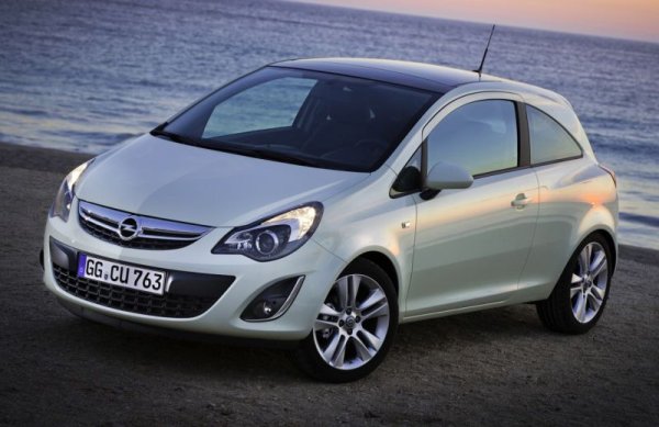 Германското супермини, особено в по-старите си поколения, е една от най-бързо оборотните коли на вторичния пазар - според търговци се продава обикновено в рамките на ден-два. Основната причина, разбира се, е в ниските цени. 
