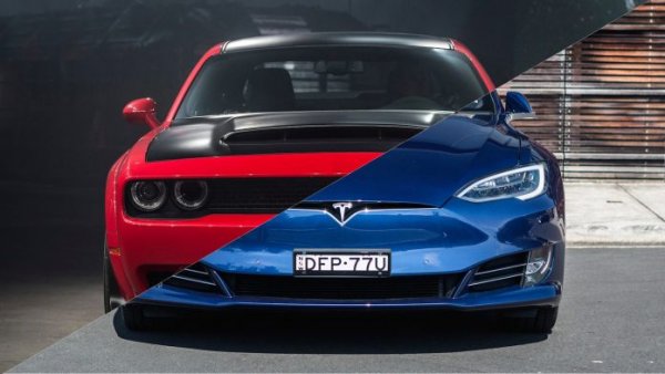 Европейската комисия позволява на производителите да образуват т. нар. "пулове" помежду си, за да покрият нормите. По тази схема групата FCA Fiat - Chrysler се кооперира с Tesla, за което, разбира се, си плаща на американците в рамките на няколкостотин милиона долара годишно. Пак излиза по-изгодно от милиардни глоби.  
