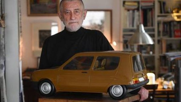 Когато разработват Trabant 601, създателите му изобщо не си представят, че той ще остане в производство още цели 27 години. Предвидено е да се прави само до 1971, когато да бъде заменен от нов модел. Работата по наследника му P603 - съвременен хечбек с три врати - започва още в средата на 60-те под ръководството на Карл Клаус Дител. Екипът експериментира с най-различни двигатели - не само четиритактови редови, но дори и с ванкелови. 
