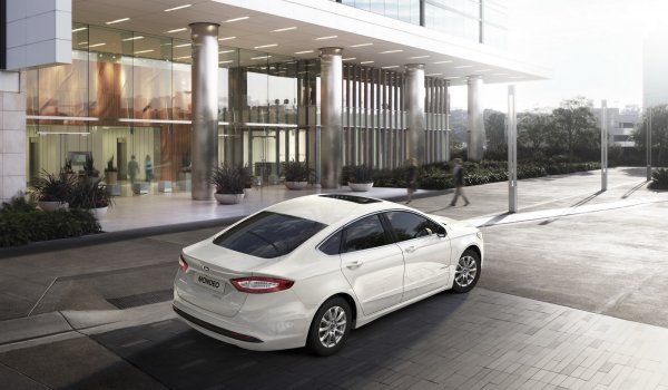  Ford Mondeo Hybrid