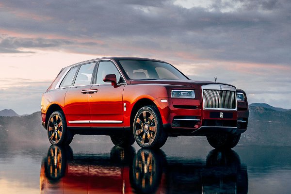 Дори много традиционен производител като Rolls-Royce в крайна сметка се нуждаеше от SUV. Всъщност, по-точно това важи за BMW Group (собственик на английската компания), която просто искаше да запълни всички пазарни ниши. 
