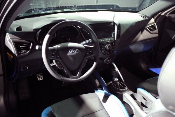 Детройт 2012 - Hyundai Veloster Turbo