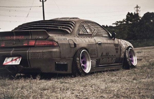 Много телевизии излъчат предавания, в които едва напълно изгнила кола се взима от сметището и с малко (или повече) труд и усили става като нова. Реалността обаче е друга - работата по реставрацията често отнема години заради намирането на правилните части и материали.

Дори един автомобил да бъде направен така, че да изглежда като нов, повечето щети по него няма как да бъдат отстранени напълно. За съжаление, някои коли просто трябва да останат боклуци.

