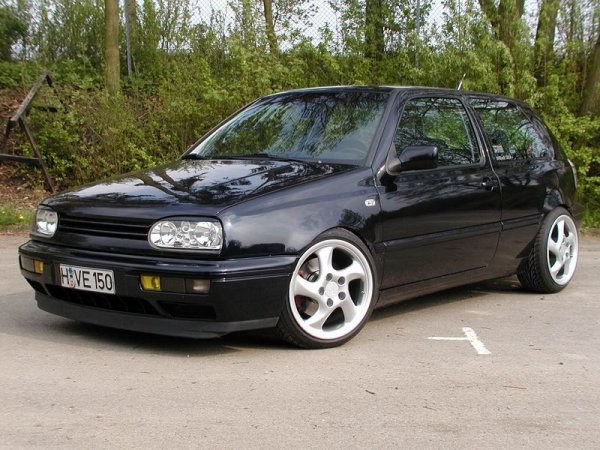 С годините специалните версии стават все повече, а някои от тях са много ценни за колекционерите – идеални примери за това са Golf III VR6 и Golf II Rallye.