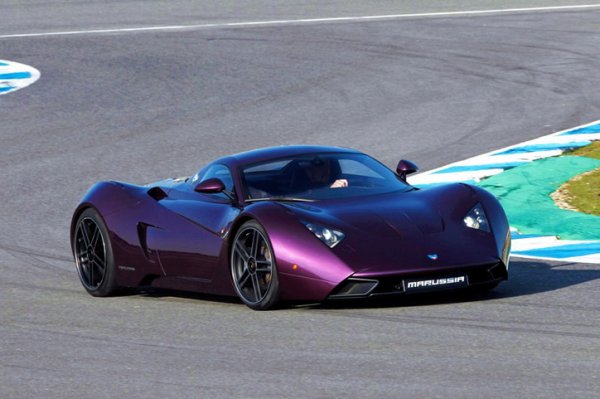 Руската суперкола Marussia B1 / В2