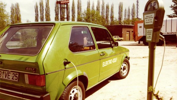 Не може да се каже дали CityStromer е провал или успех за Volskwagen - все пак електромобилът е експериментален и никога не е бил масов. Третото поколение е използвано (заедно с електрически прототипи на компании като BMW, Mercedes и Opel) в мащабен експеримент, проведен в Германия между 1992 и 1996. Правителството е направило програма, в която някои жители на остров Рюген (най-големият в Германия) използвали електромобил като единствена кола, за да видят дали технологията е достатъчно напреднала за такива цели. Тя, естествено, била далеч от това, което е днес и нещата не се получили.