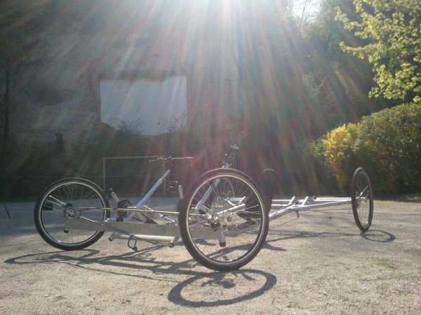 Fahrradi Farfall FFX - реплика на Ferrari FXX, която се задвижва с въртене на педали 