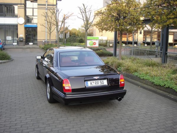 Bentley Continental T, закупено от Майк Тайсън през 1997 година