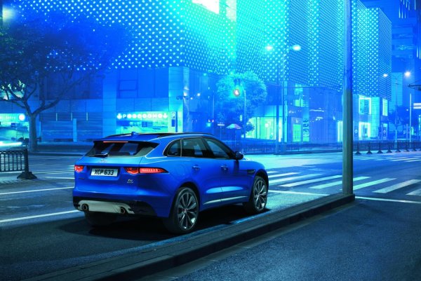 Jaguar F-PACE