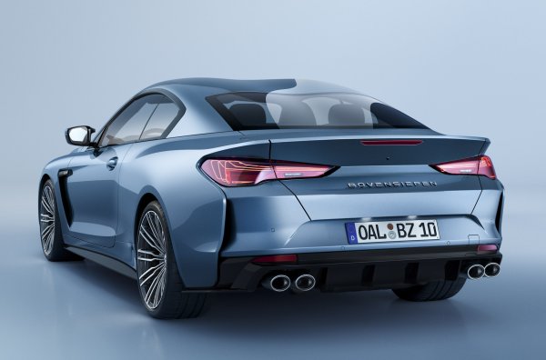 Мощността на 3,0-литровият бензинов двигател е увеличен до 611 к.с. и 700 Нм. Собственото тегло на автомобила е 1895 кг, ускорението до 100 км/ч отнема 3,3 секунди, максималната скорост достига 300 км/ч. Доставките ще започнат следващата пролет.