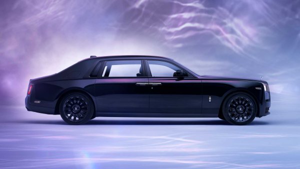 Rolls-Royce нарича това &bdquo;най-сложната поръчка досега&ldquo;. И въз основа на времето, необходимо за завършване на целия проект, това явно е вярно. 