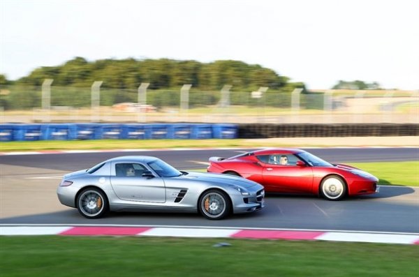 Кадри от конкурса Britain&rsquo;s Best Driver&rsquo;s Car 2010 на Аutocar. Победител е Porsche 911 GT3 RS.