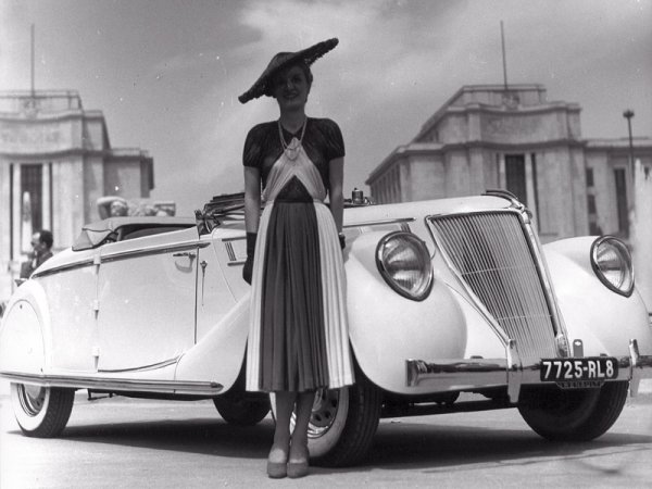 110 години Renault