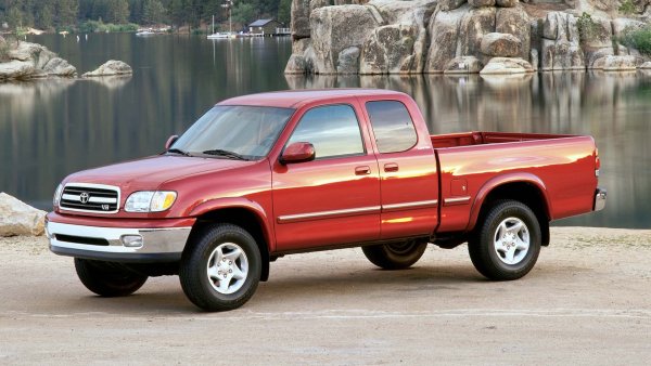 Собствениците на по-стария пикап - по-точно 5,5 процента от тях, все още го карат, което е доказателства за качествата на модела.
