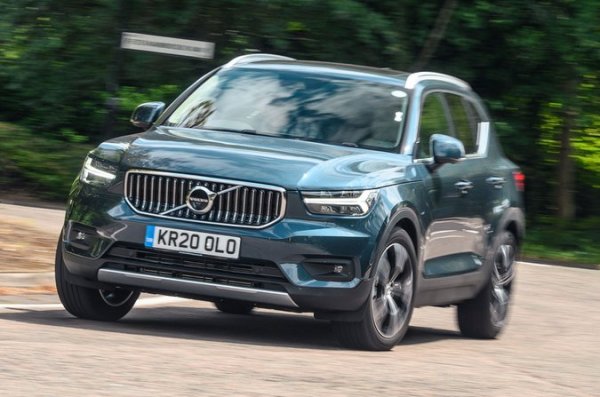 Рейтинг на надеждност - 89,6% 

Собствениците на XC40 разкриват, че 20% от колите им са имали проблем, като спирачките, каросерията и редица електрически системи причиняват най-много главоболия. Въпреки че Volvo покрива разходите за три четвърти от ремонтните работи, някои собственици получамат сметки, надхвърлящи 500 лири, а малък процент трябваше да платят £1500 или повече. 