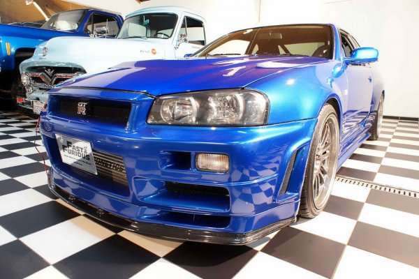 Nissan Skyline GT-R R34 от "Бързи и яростни 4"