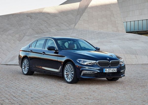 BMW 5 Series - поевтиняване с 53,8%
