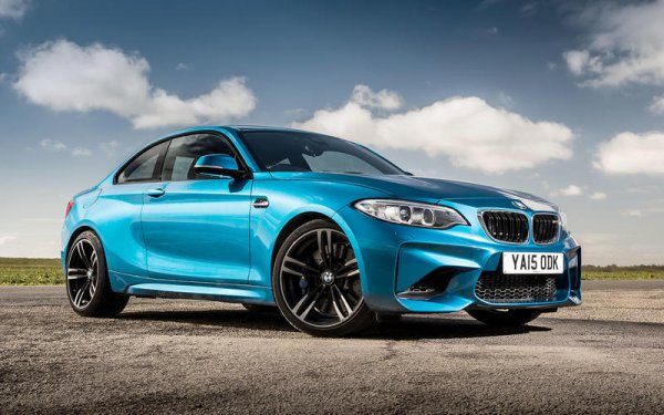 Тук идеята е била да бъде съживен духа на Е30 М3, като резултатът се оказа изключително добър. 
