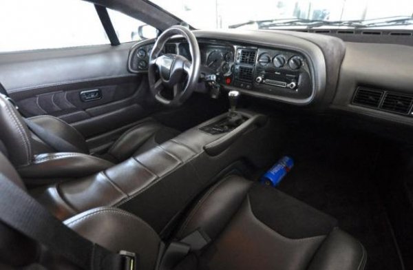 Jaguar XJ220 от Overdrive 