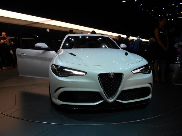 Alfa Romeo Giulia Quadrifoglio на салон Франкфурт 2015