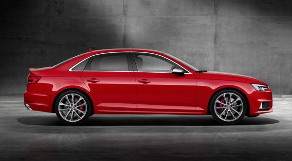 Audi S4, Audi S4 Avant